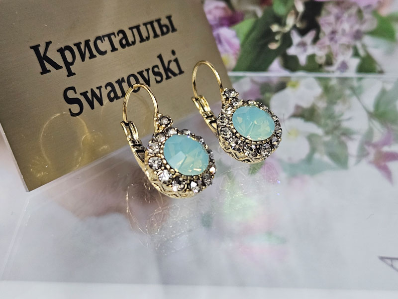 Серьги 1141006500077: цена 610 рублей.
