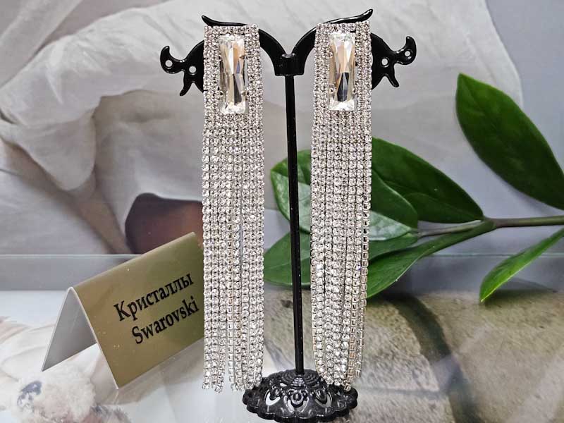 Серьги 1036006500076: цена 1150 рублей.