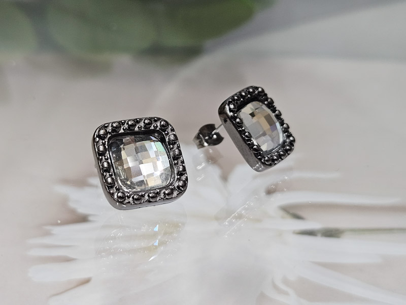 Серьги 1827006500094: цена 610 рублей.